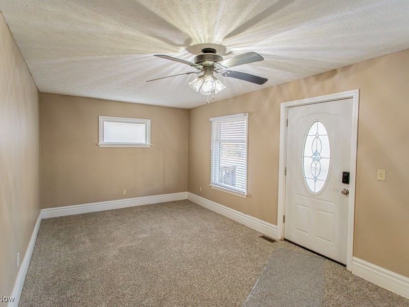 344 Arlington Boulevard, Newton Falls, OH 44444 Photo 8