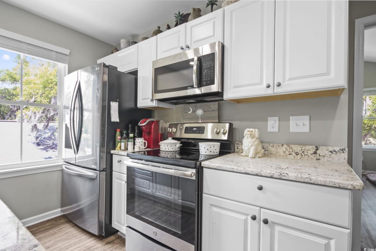 610 Bayview Dr. Photo 10