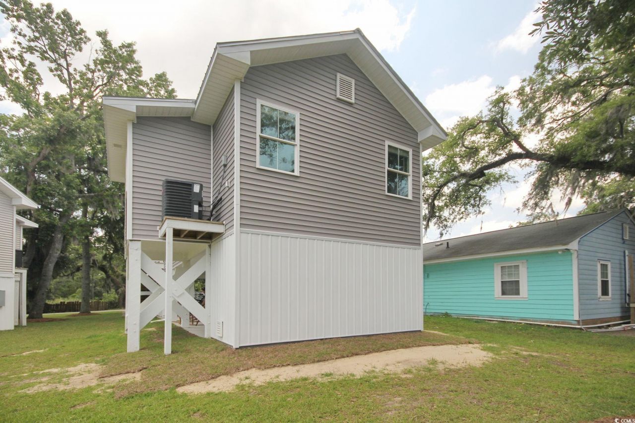 610 Bayview Dr. Photo 18