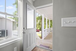 610 Bayview Dr. photo 4