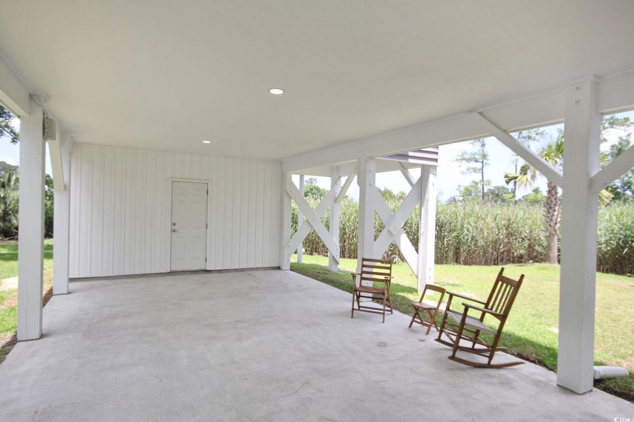 610 Bayview Dr. Photo 21