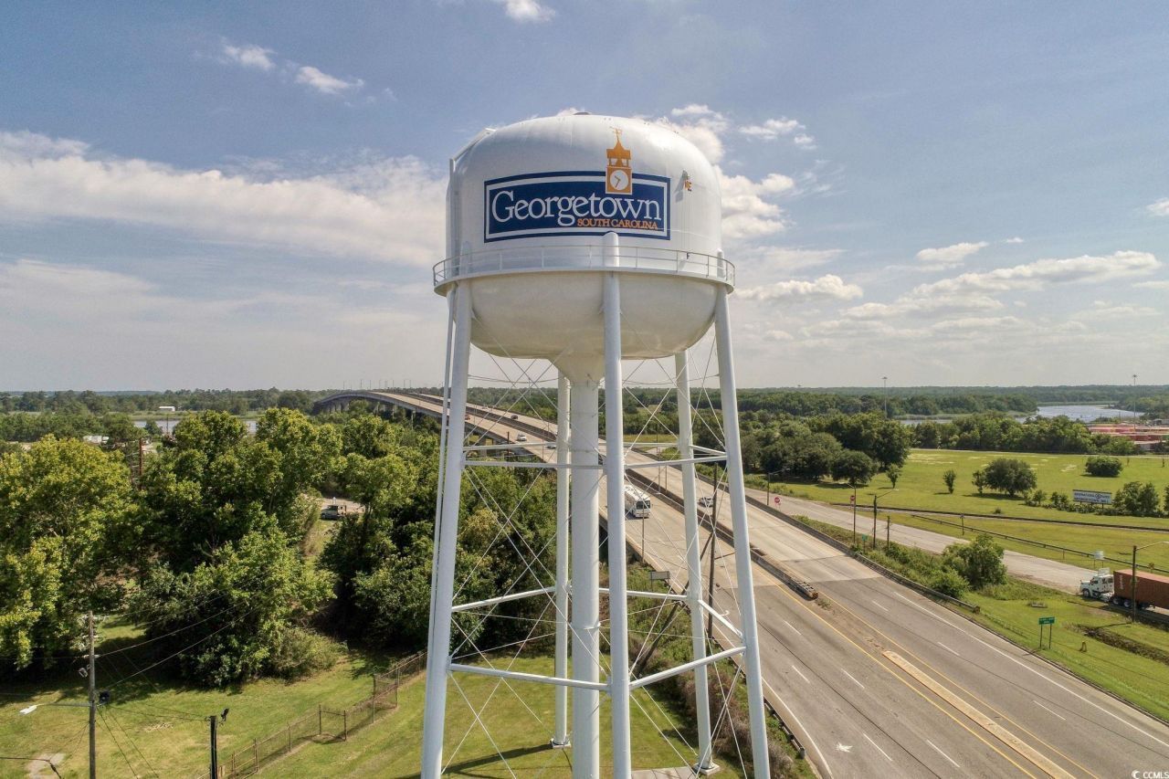 610 Bayview Dr. Photo 29