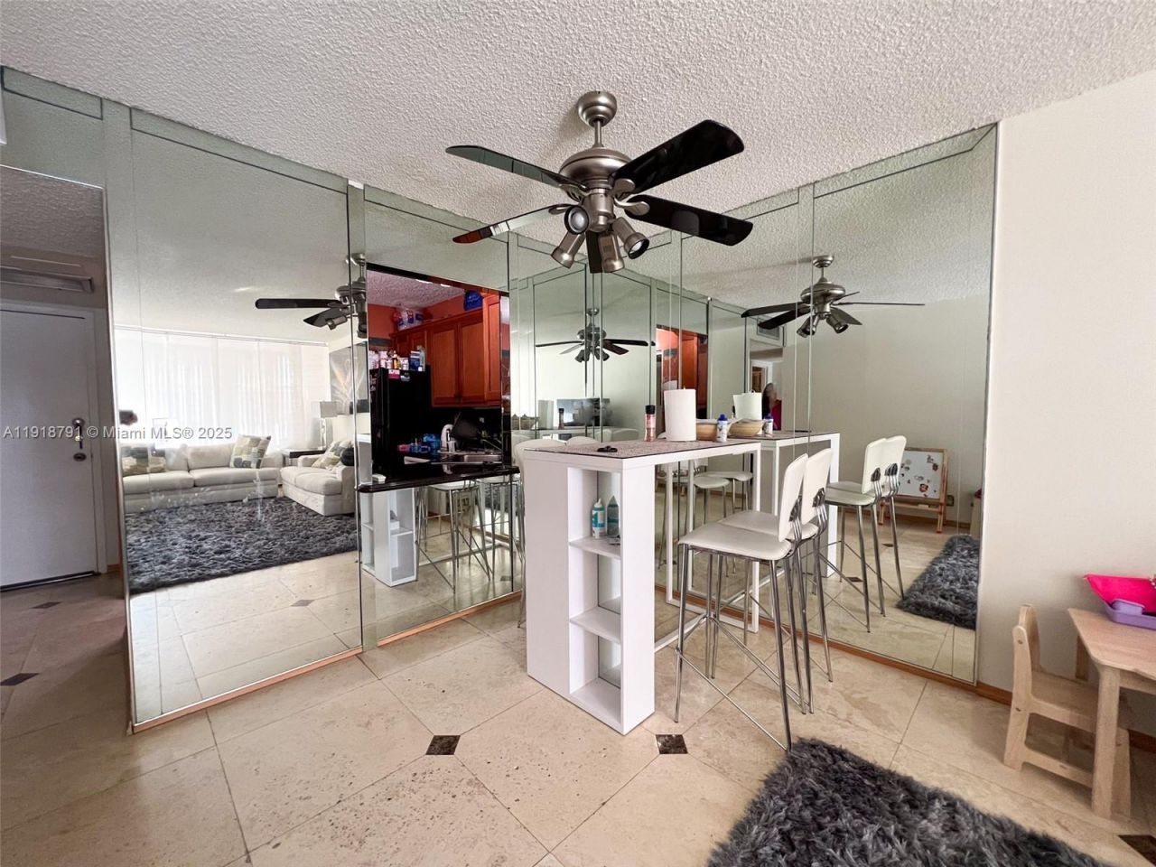 701 Three Islands Blvd, Unit 506, Hallandale Beach, FL 33009 Photo