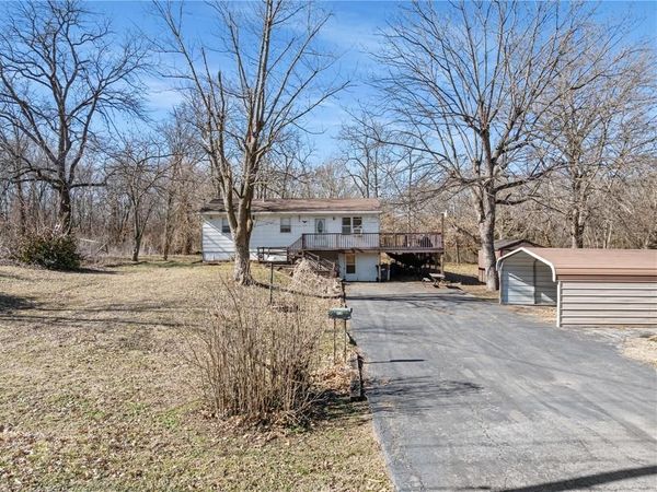 716 Franklin Street, Sweet Springs, MO 65351