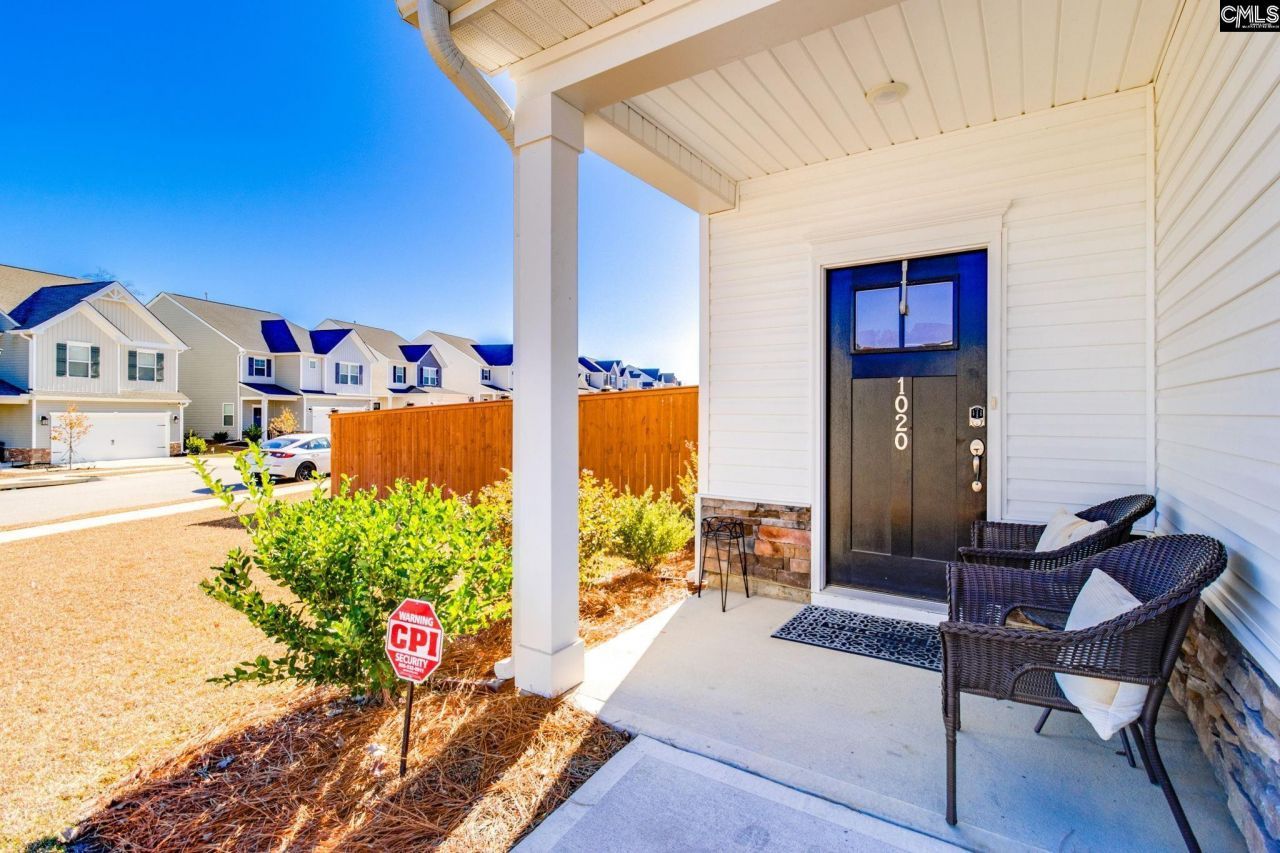 1020 Woodcreek Farms Road Photo 4