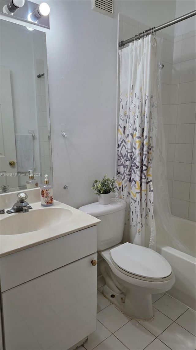 5670 NW 116th Ave, Unit 113, Doral, FL 33178 Photo