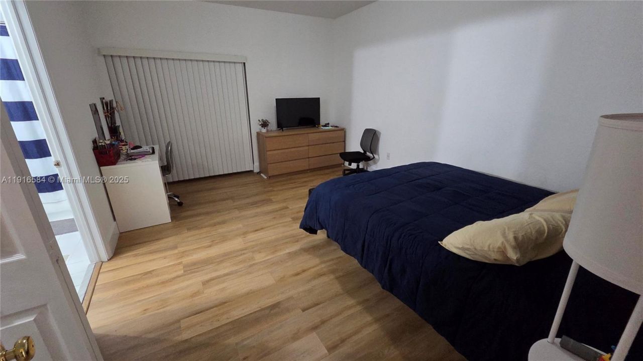 5670 NW 116th Ave, Unit 113, Doral, FL 33178 Photo