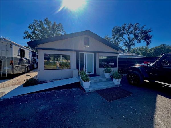 5827 E COLUMBUS DRIVE, TAMPA, FL 33619