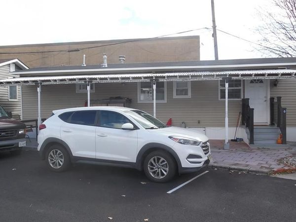 48 Helen Drive, MOONACHIE, NJ 07074