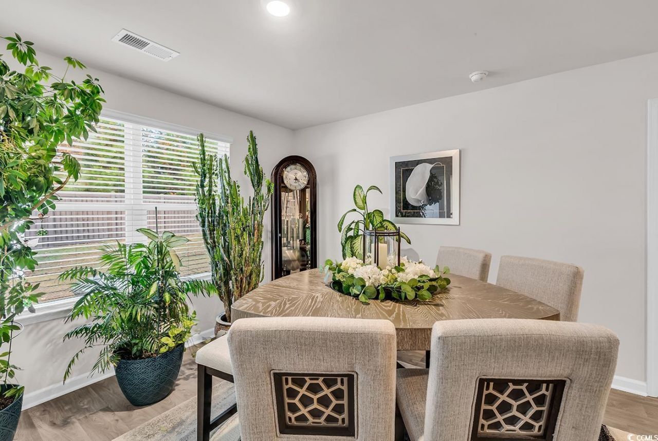 200 Seasons Trace Loop Photo 13