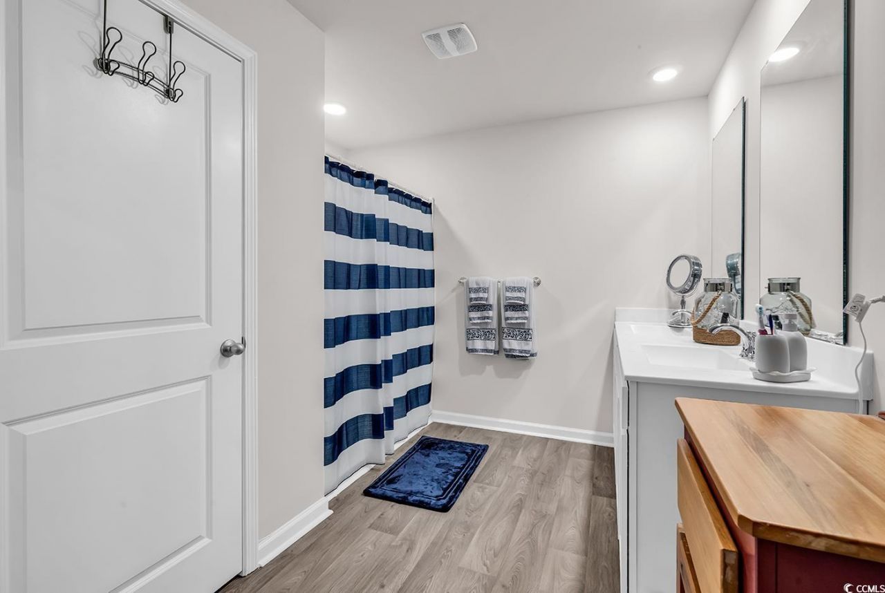 200 Seasons Trace Loop Photo 15