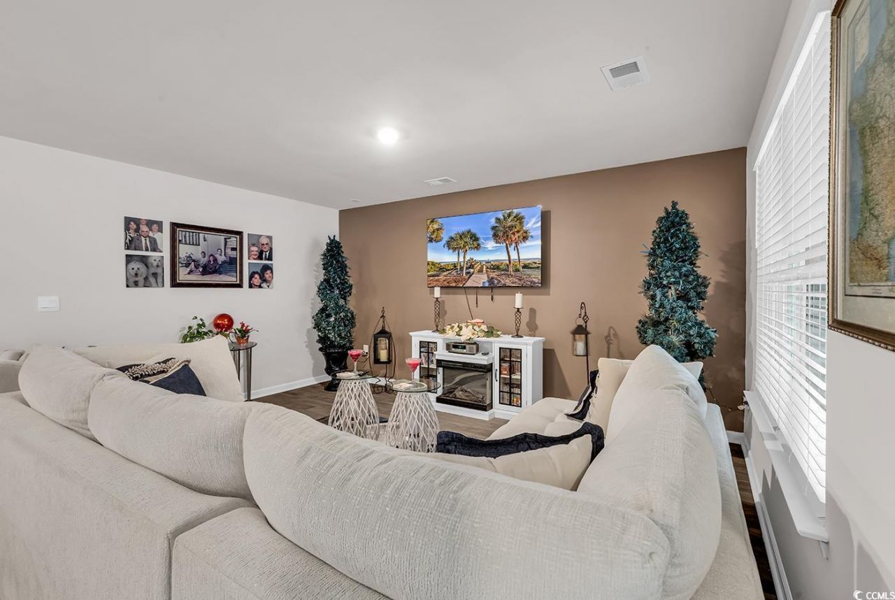 200 Seasons Trace Loop Photo 24