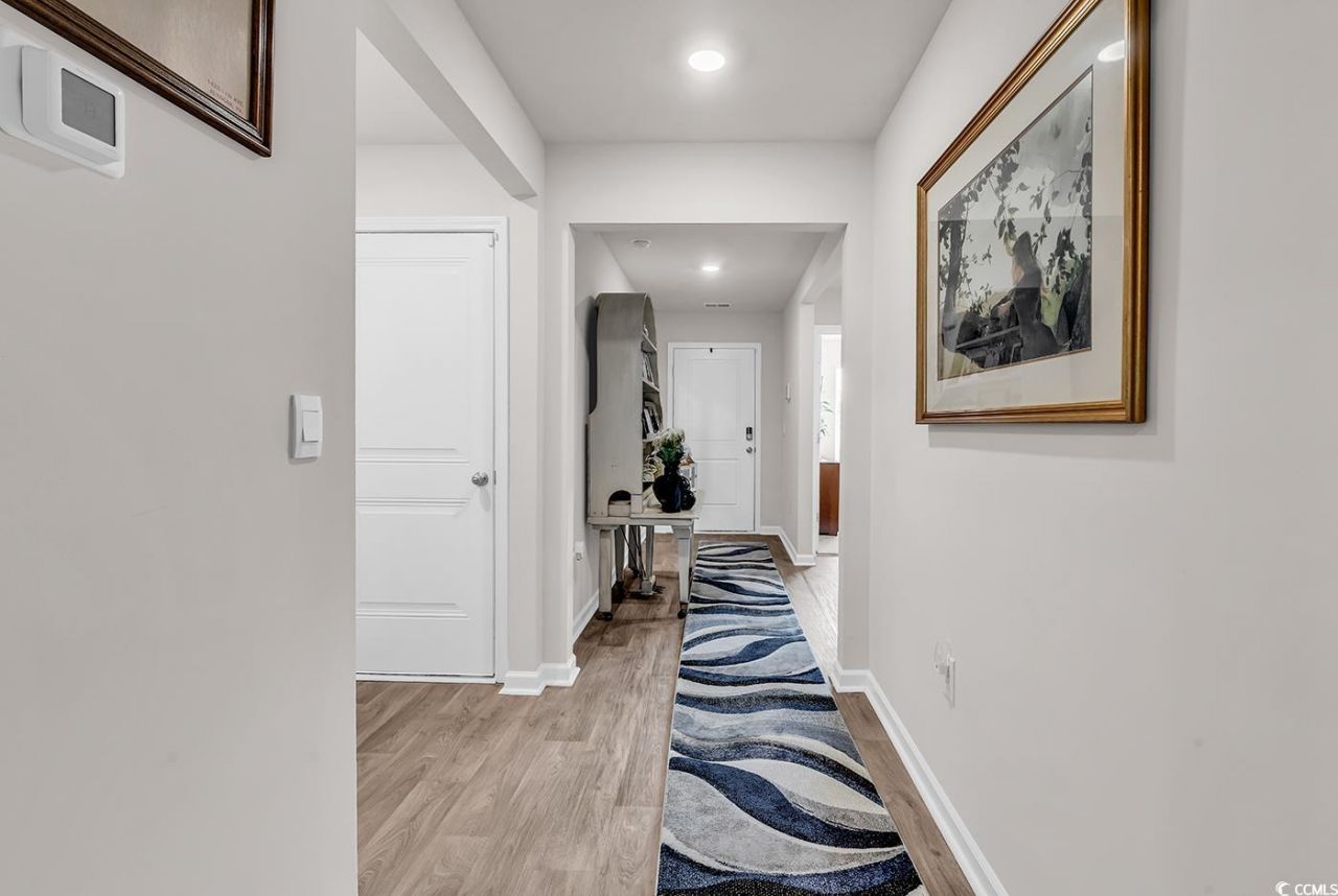 200 Seasons Trace Loop Photo 26