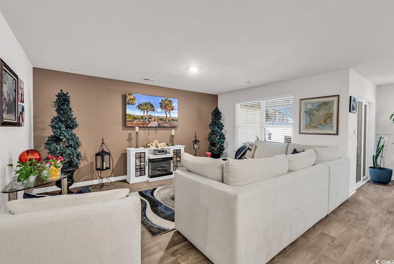 200 Seasons Trace Loop Photo 9