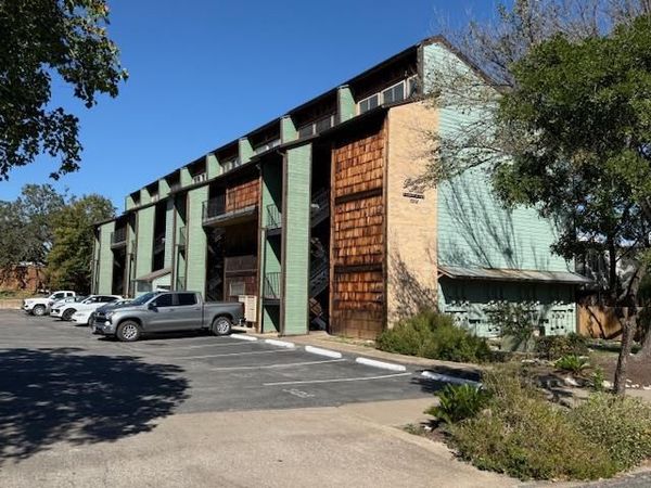 1214 Barton Hills Dr, Unit 207, Austin, TX 78704