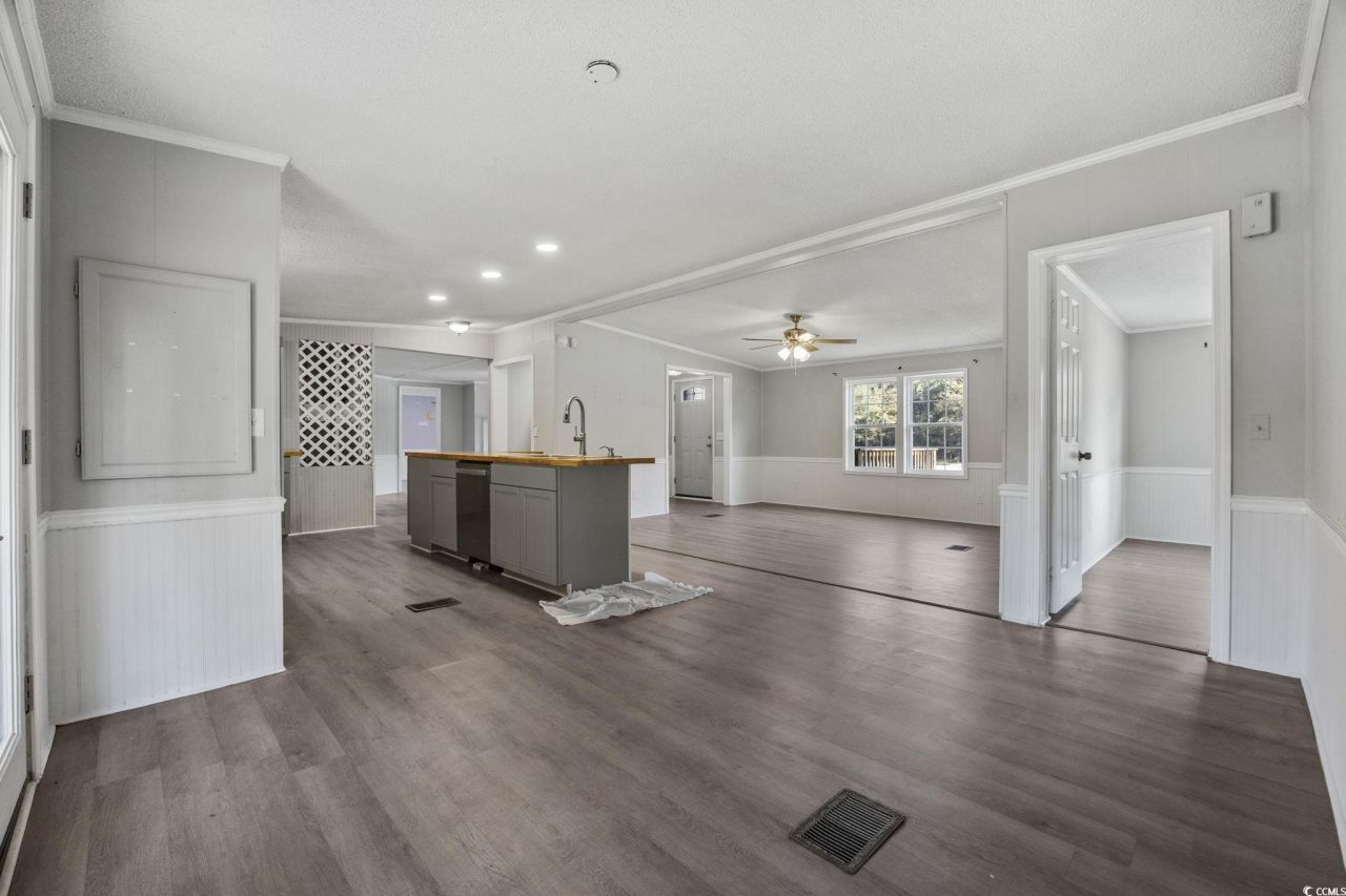 4221 Blake Rd. Photo 6