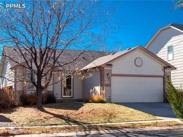 4323 Pioneer Creek Drive, Colorado Springs, CO 80922