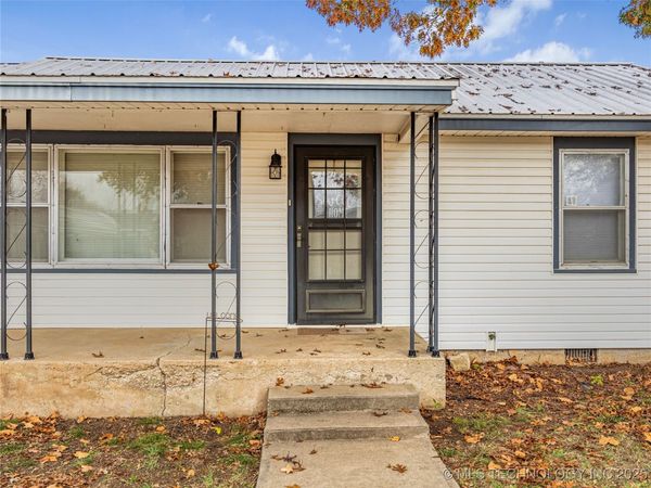 822 Ash Avenue, Blackwell, OK 74631