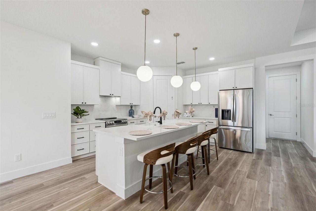 9268 Eagles Perch Place, Orlando, FL 32825 Photo