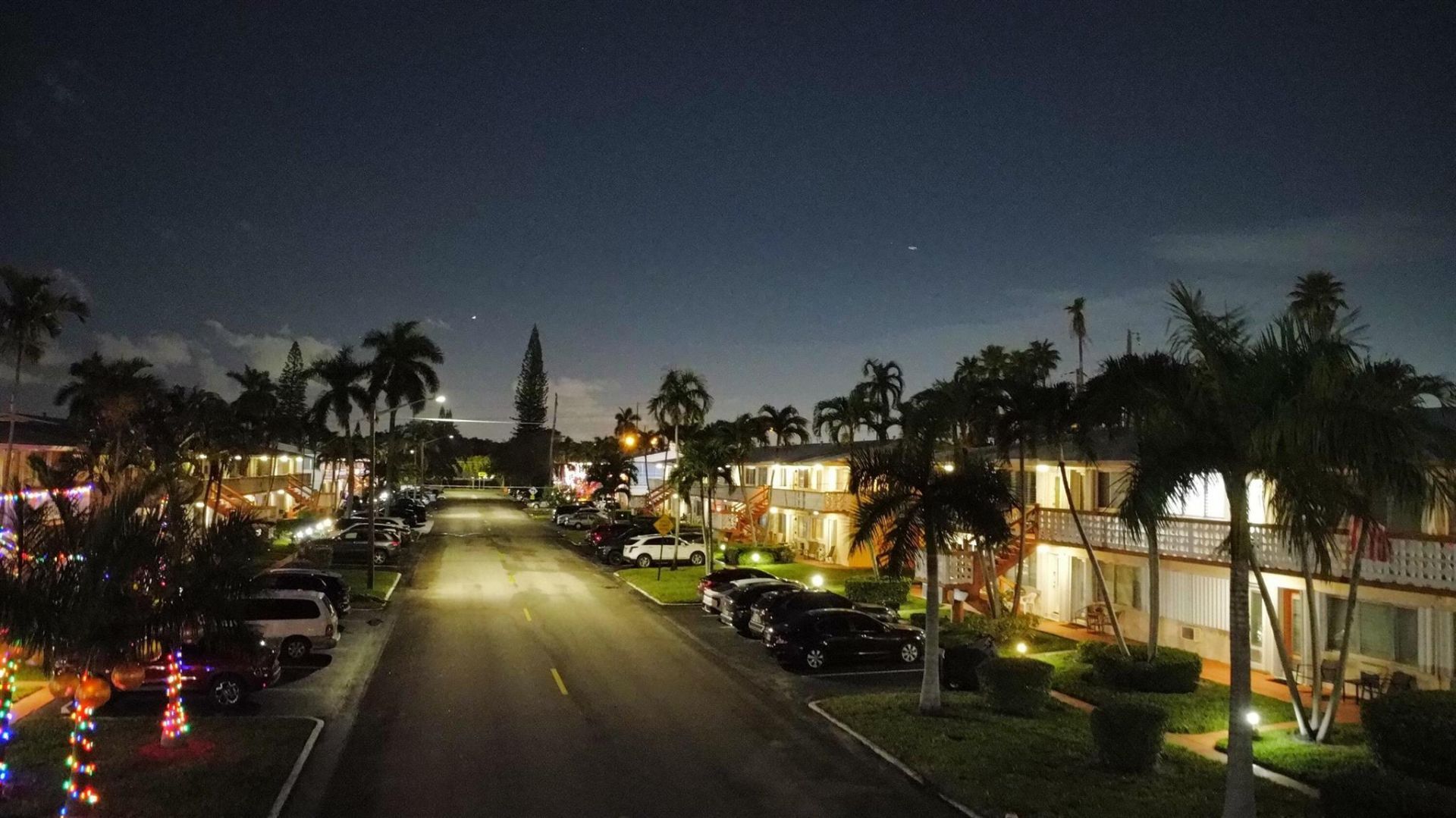 920 SW 11th Avenue, Unit 5d, Hallandale Beach, FL 33009 Photo