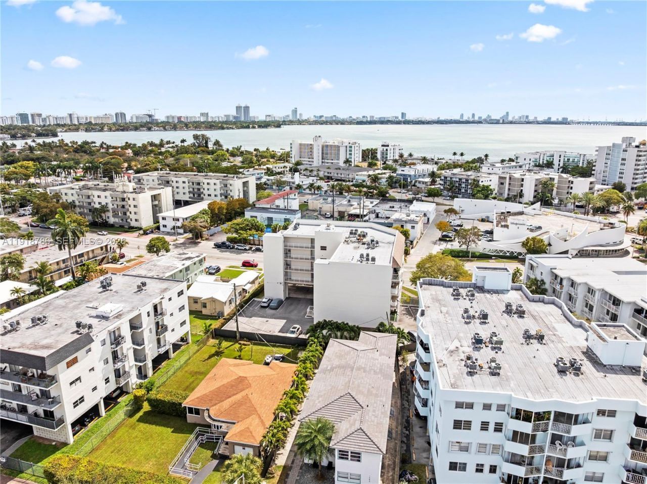 1975 Normandy Dr, Unit 206, Miami Beach, FL 33141 Photo