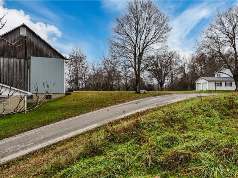 435 Croston Road, Chesterhill, OH 43787 Photo 2