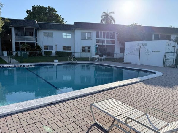 6507 Winfield Blvd, Unit 211AC, Margate, FL 33063
