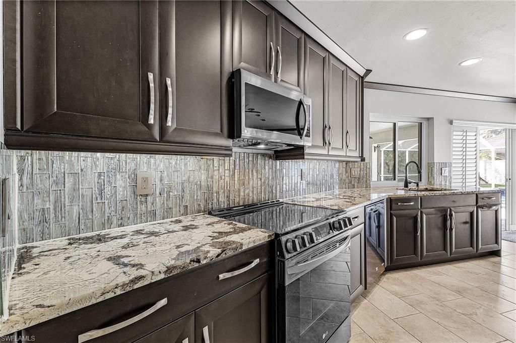 2822 SE 22nd Pl, Cape Coral, FL 33904 Photo