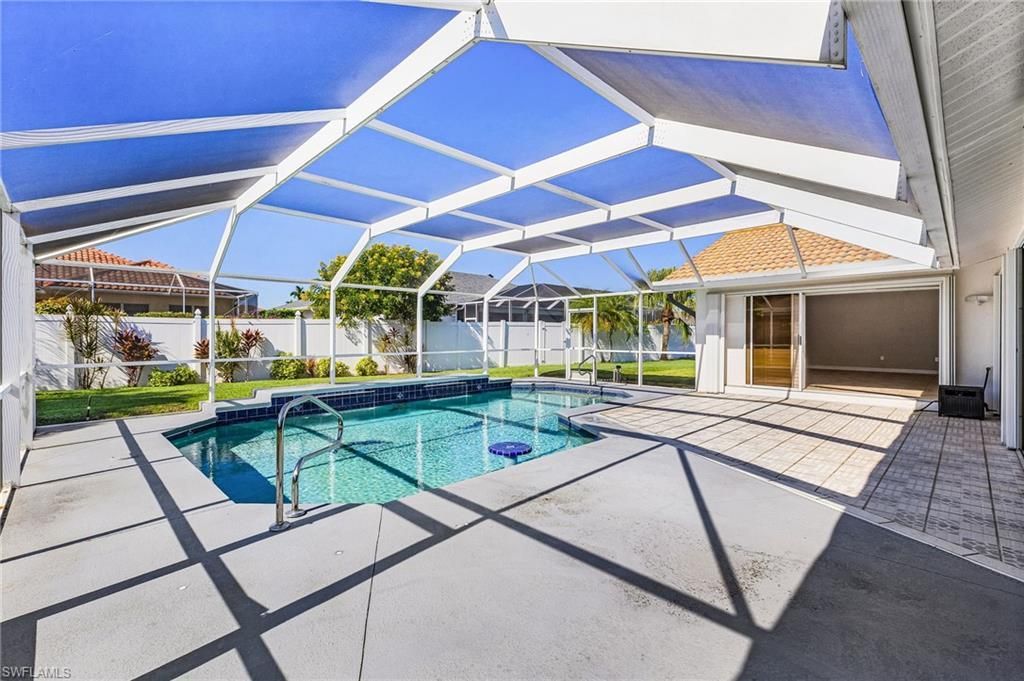 2822 SE 22nd Pl, Cape Coral, FL 33904 Photo