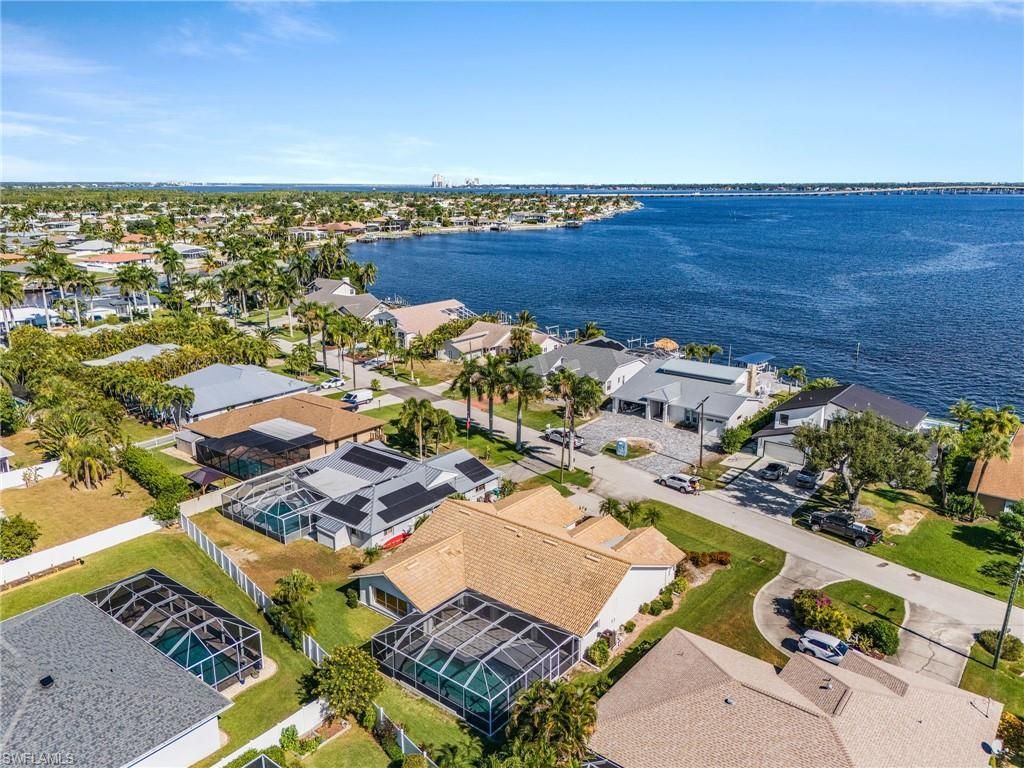 2822 SE 22nd Pl, Cape Coral, FL 33904 Photo