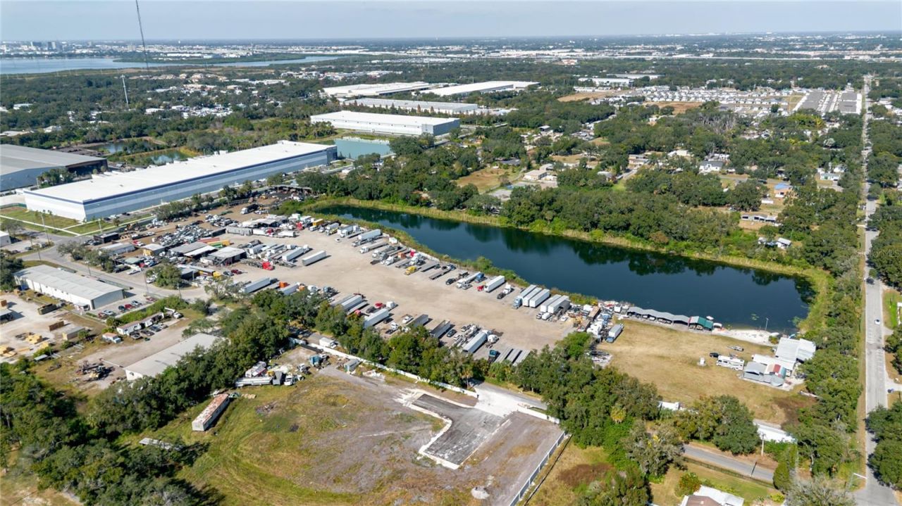 5482 S 24th Avenue, Tampa, FL 33619 Photo