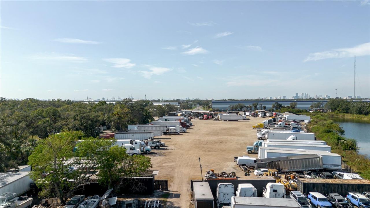 5482 S 24th Avenue, Tampa, FL 33619 Photo