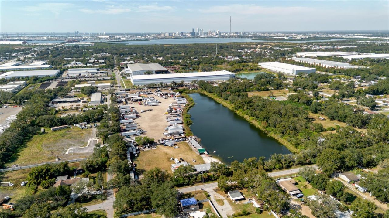 5482 S 24th Avenue, Tampa, FL 33619 Photo