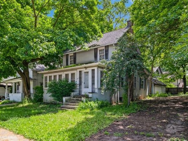 217 E Church Street, Libertyville, IL 60048