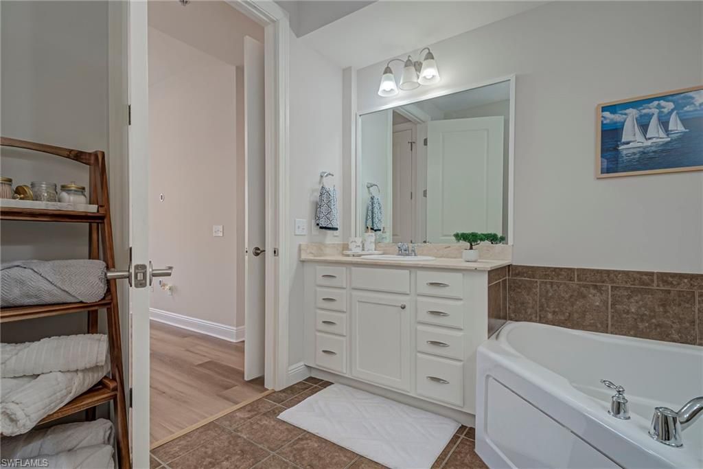 8010 Via Sardinia Way, Unit 4208, Estero, FL 33928 Photo