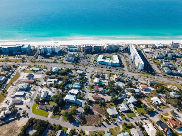 834 Tarpon Drive, Fort Walton Beach, FL 32548