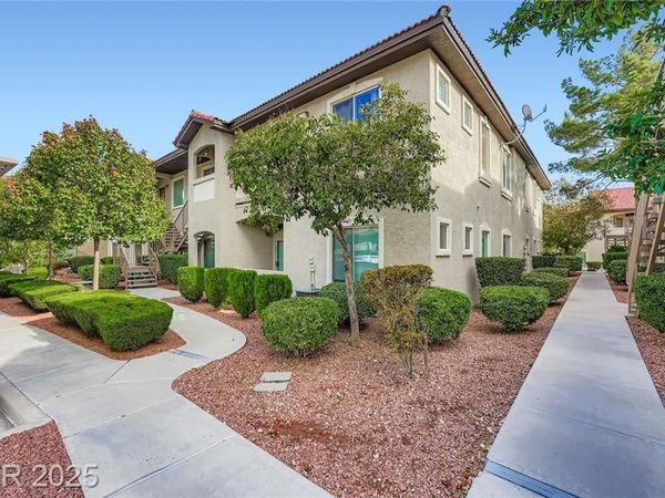 3350 Cactus Shadow Street, Unit 203, Las Vegas, NV 89129