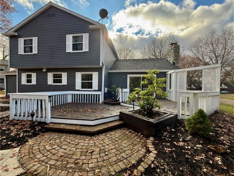 34 Chadbourne Drive, Hudson, OH 44236 Photo 3