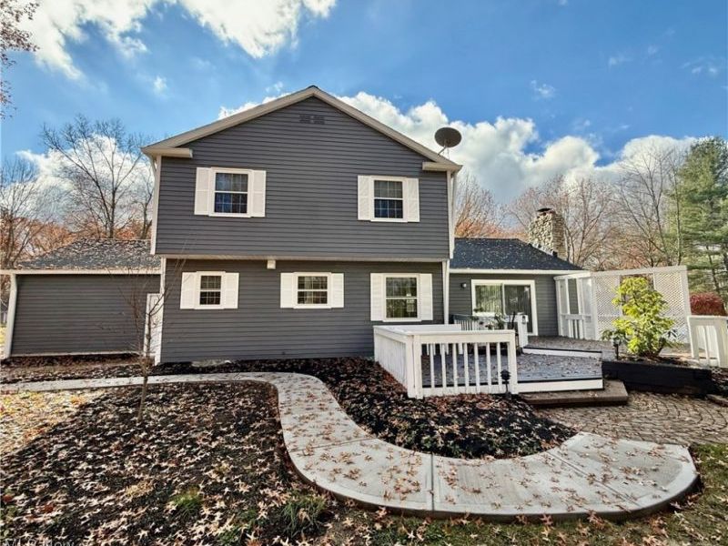 34 Chadbourne Drive, Hudson, OH 44236 Photo 4