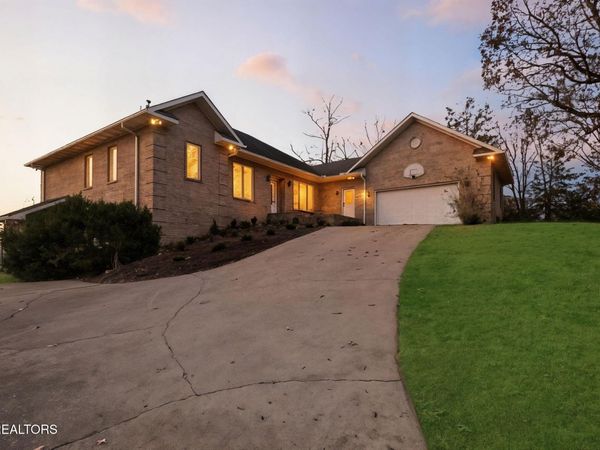 310 Teague Lane, Sevierville, TN 37862