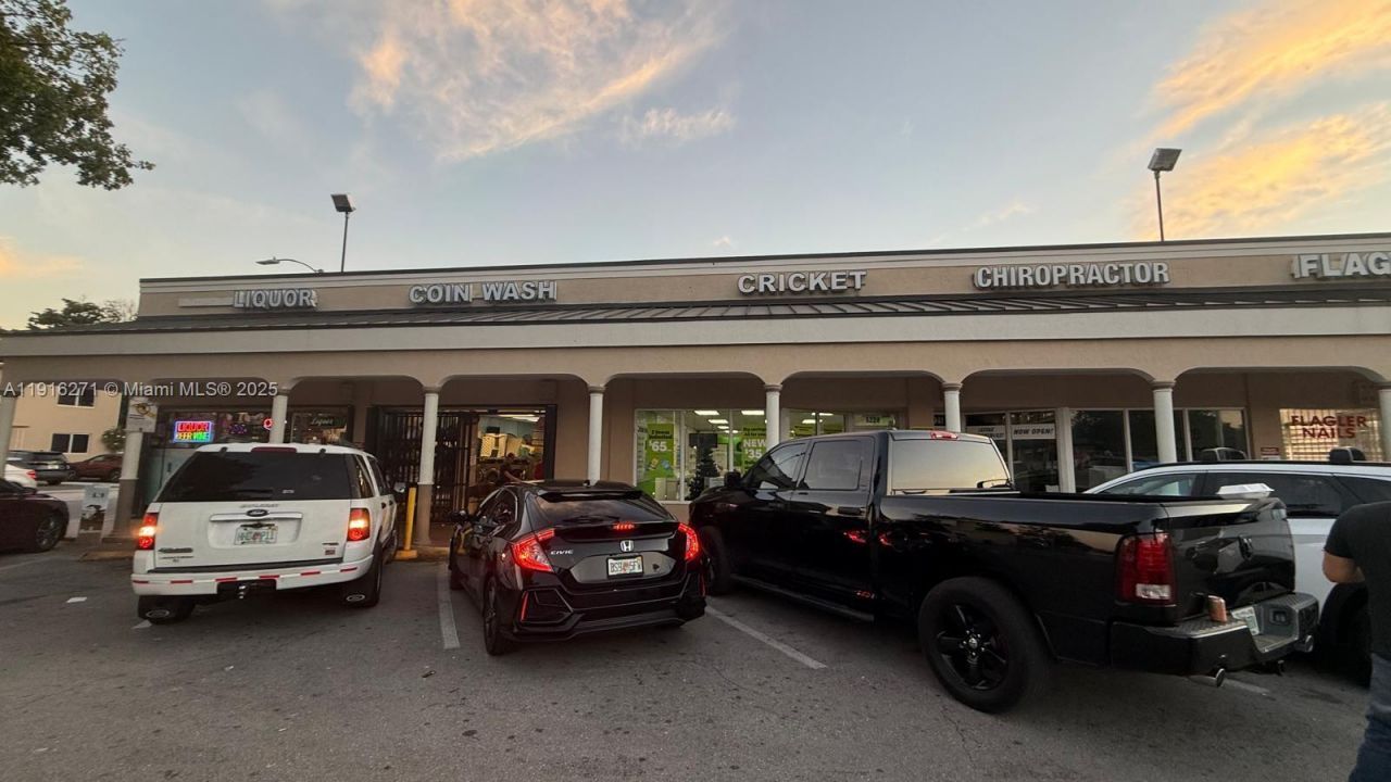 5222 W Flager Street, Miami, FL 33134 Photo