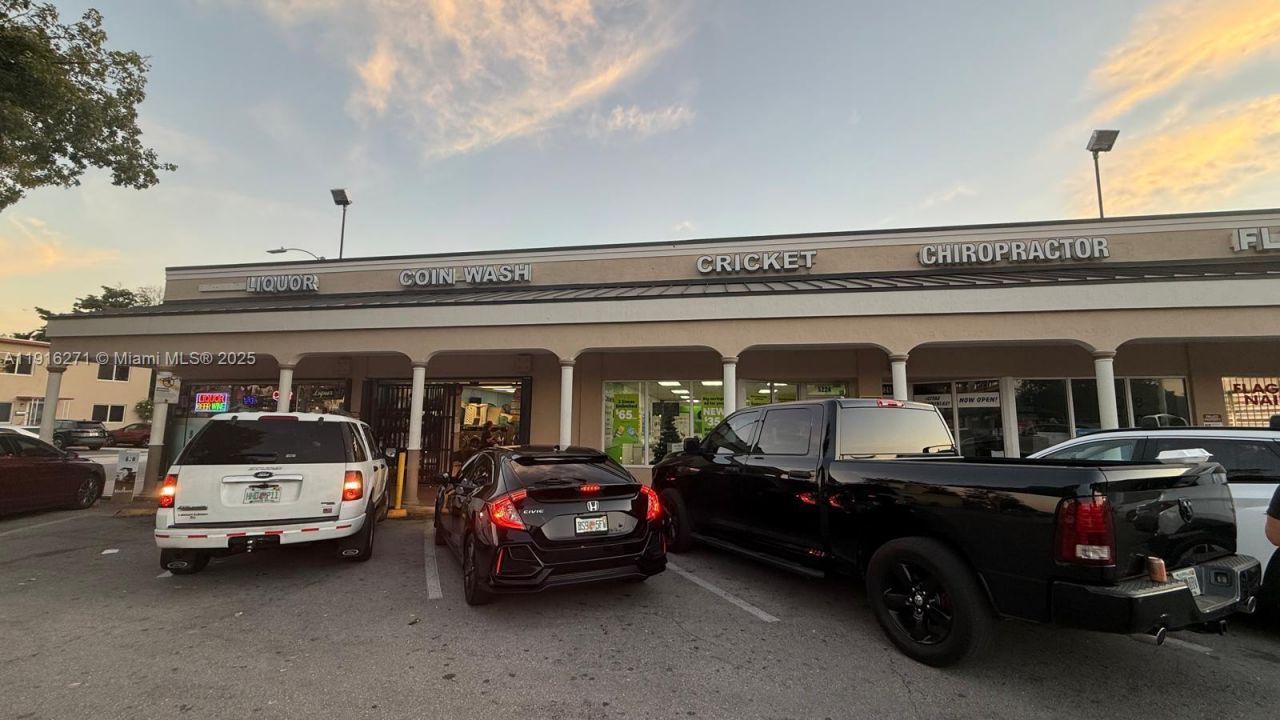 5222 W Flager Street, Miami, FL 33134 Photo