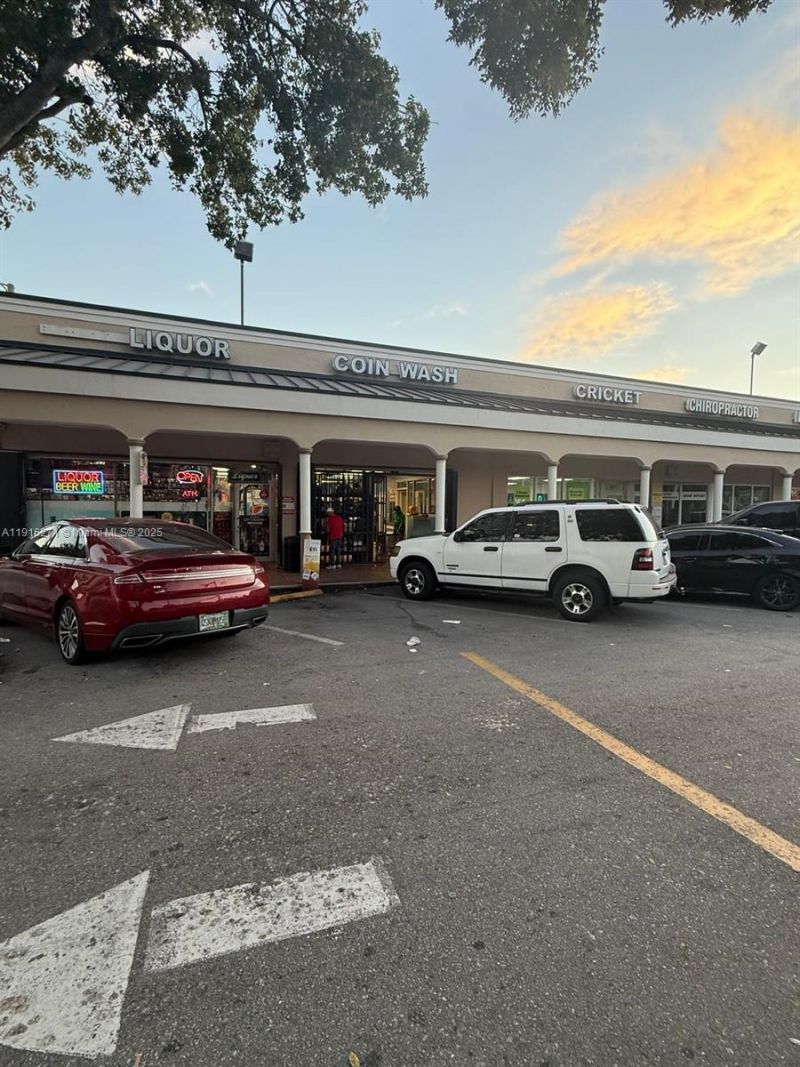 5222 W Flager Street, Miami, FL 33134 Photo