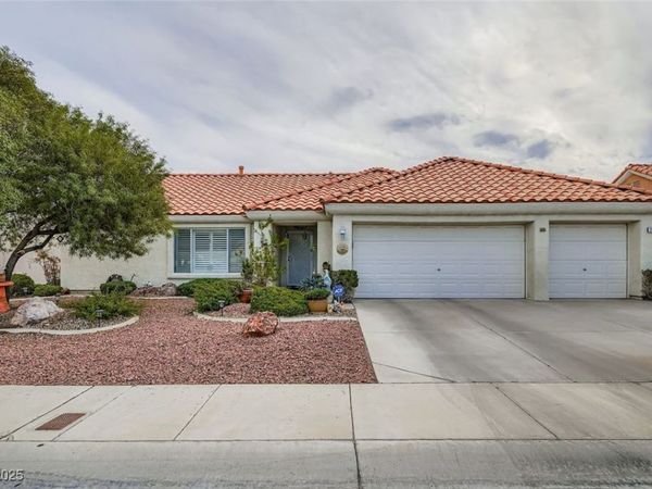 7801 Safari Lane, Las Vegas, NV 89129