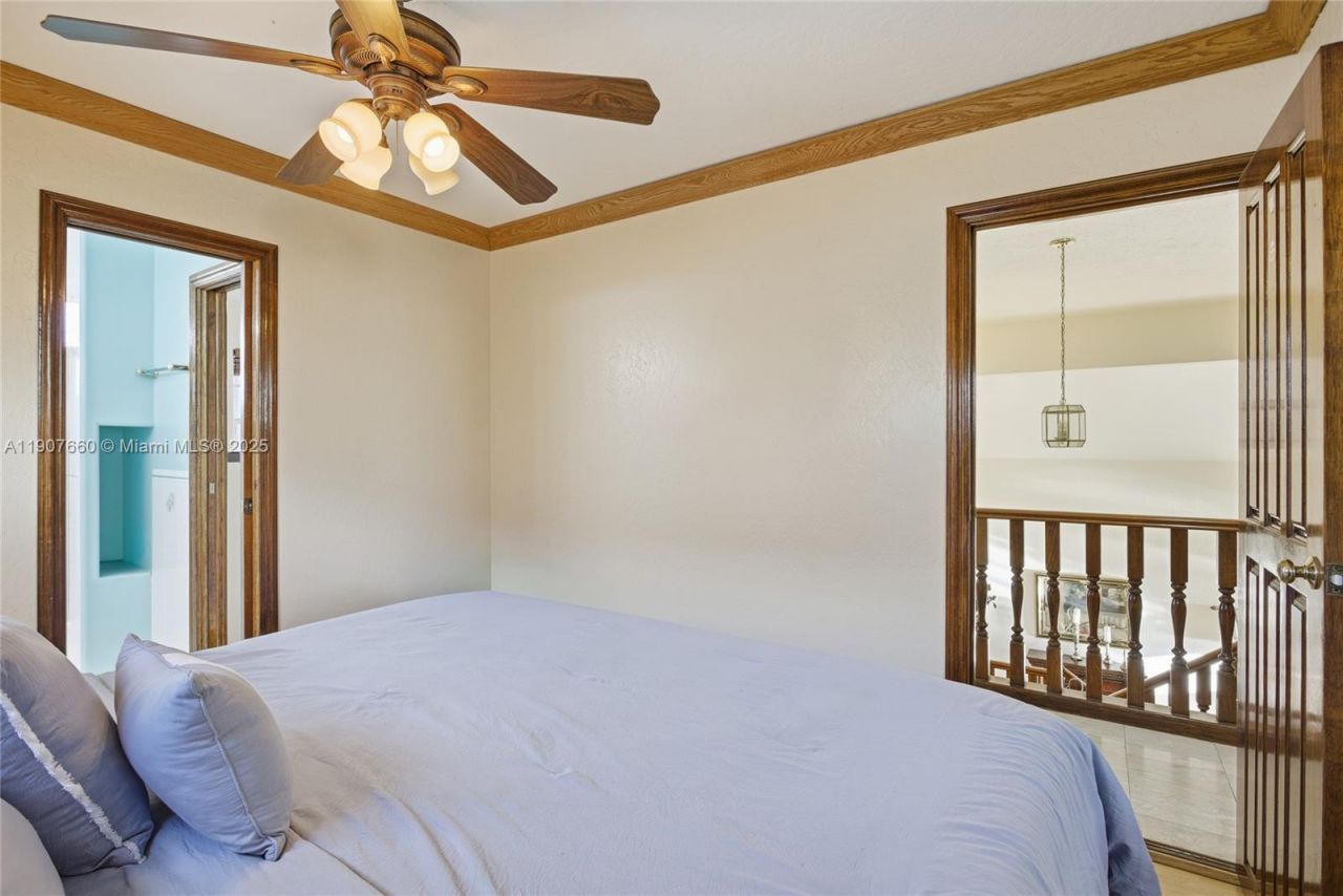 20816 SW 85th Pl, Cutler Bay, FL 33189 Photo