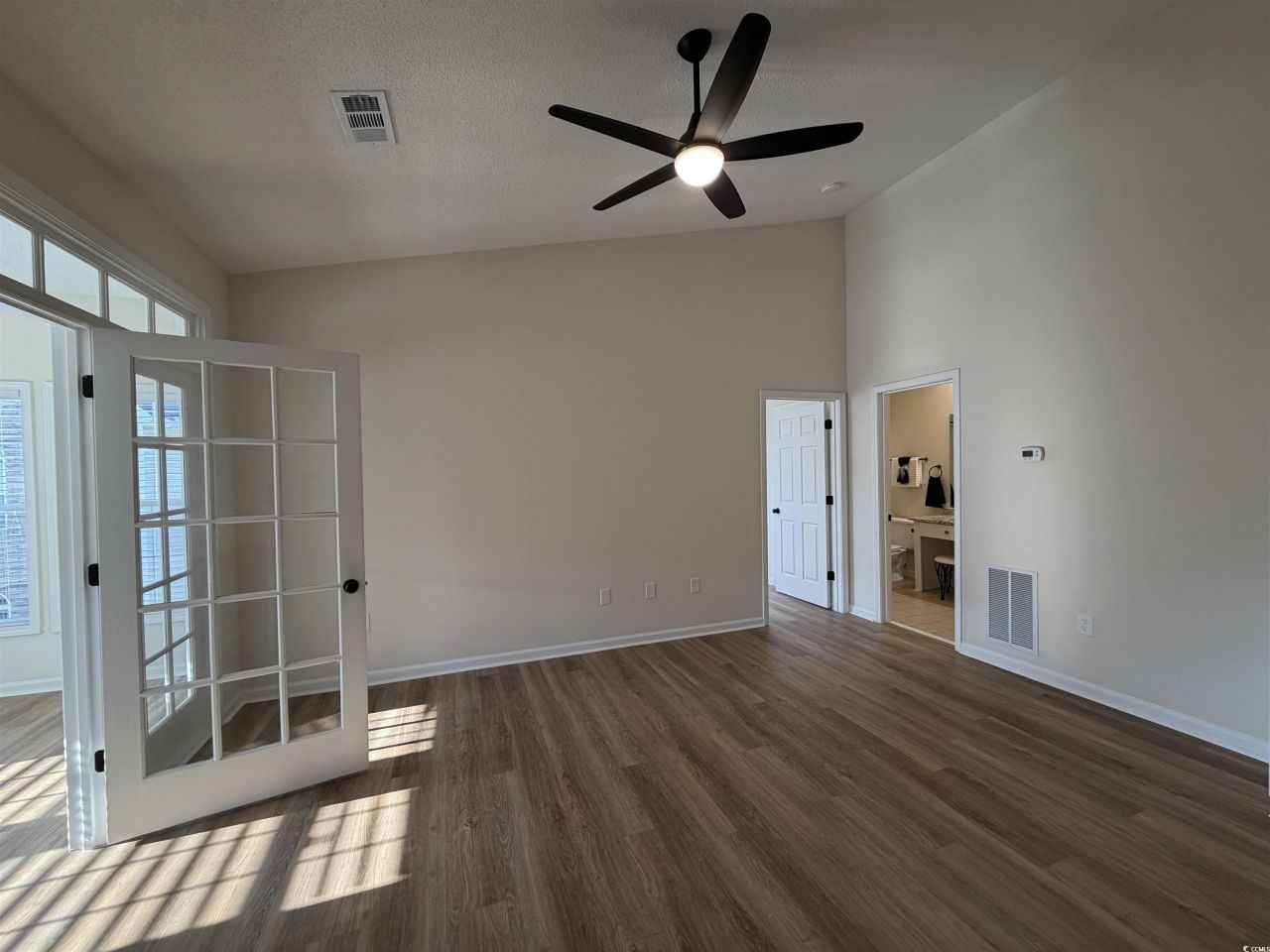 9755 Leyland Dr. Photo 15