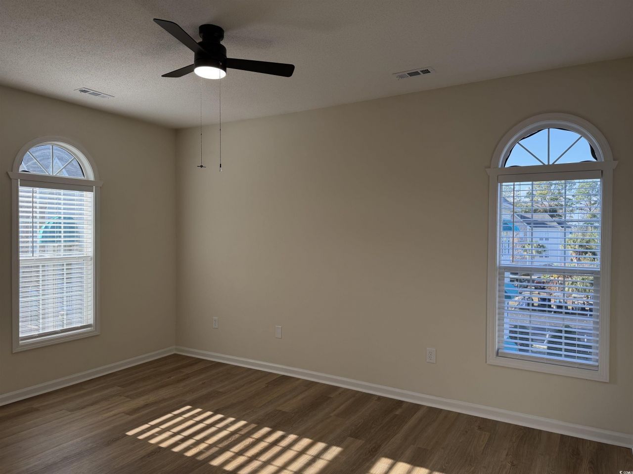 9755 Leyland Dr. Photo 18