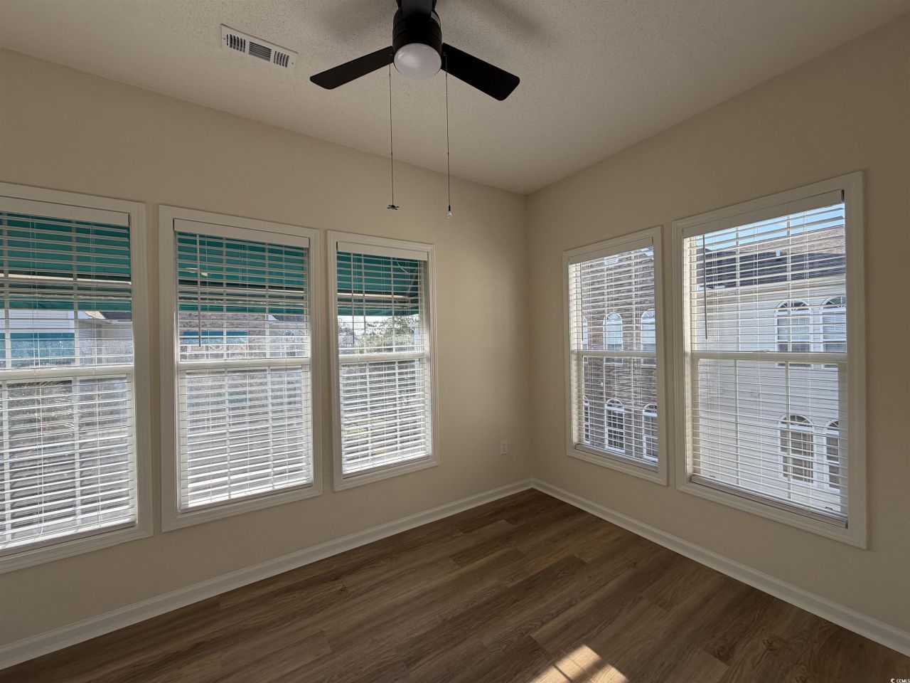 9755 Leyland Dr. Photo 25