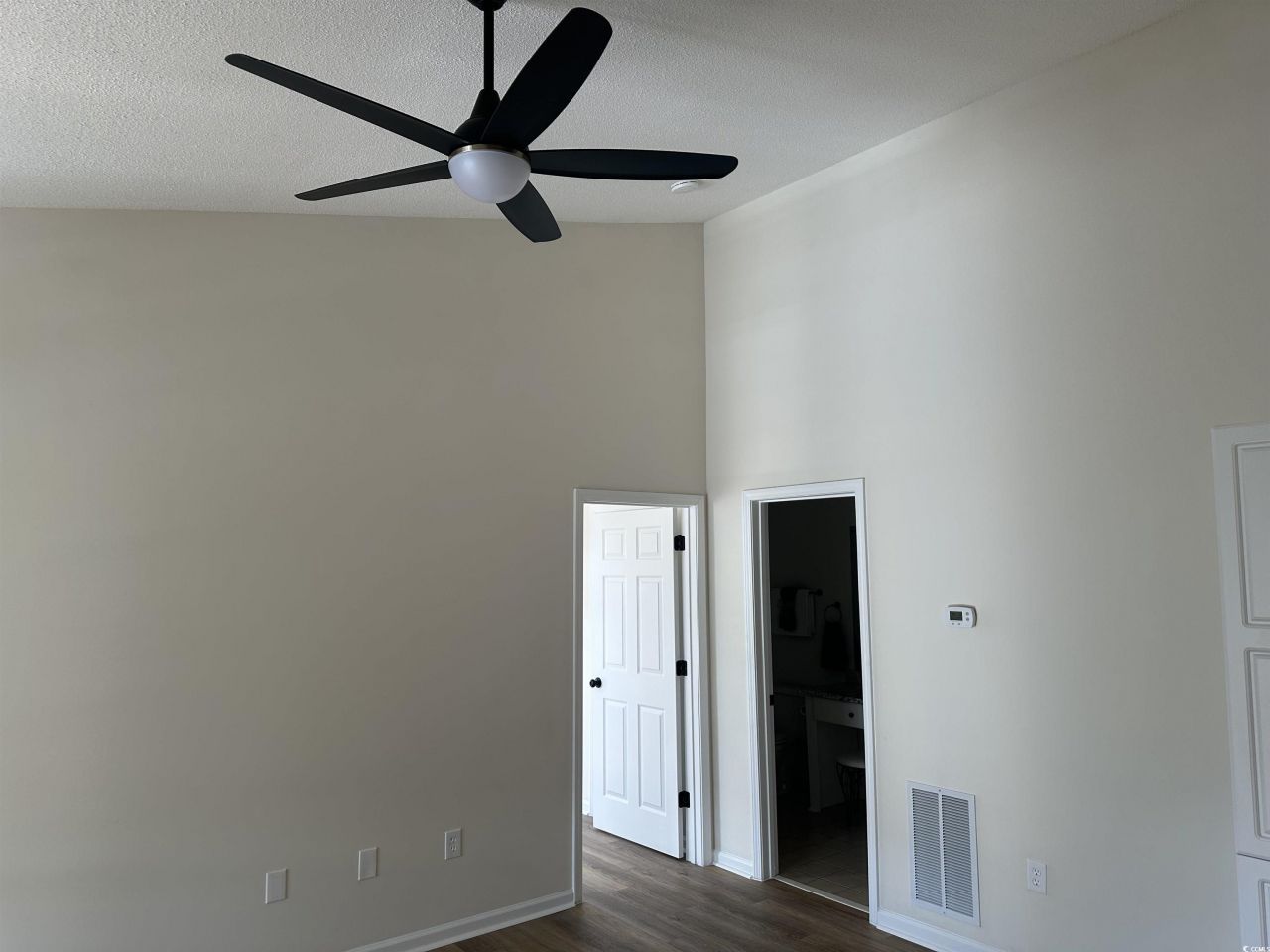 9755 Leyland Dr. Photo 30