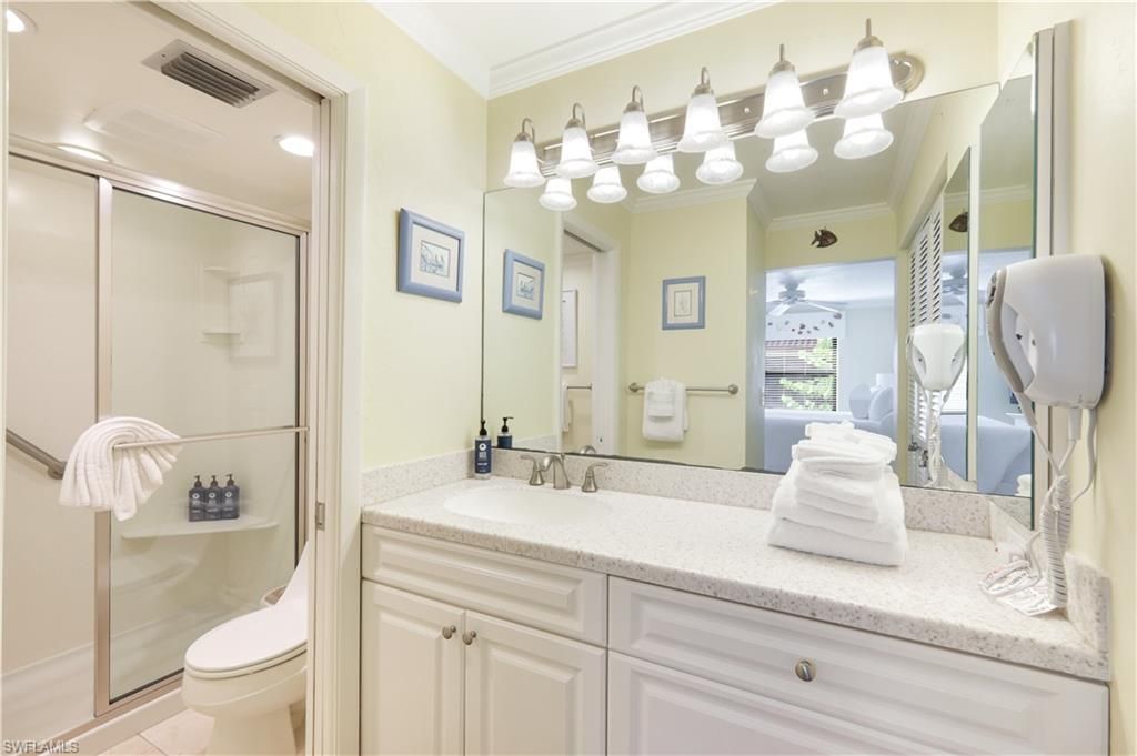 845 E Gulf Dr, Unit 422, Sanibel, FL 33957 Photo